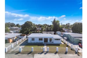 3274 Nw 100th St Miami, FL 33147 - MLS#A11939918