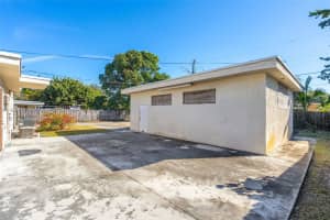 3274 Nw 100th St Miami, FL 33147 - MLS#A11939918