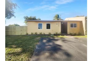 20450 Nw 28th Ct, Miami Gardens