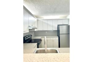 220 W 68th St 101 Hialeah, FL 33014 - MLS#A11939959