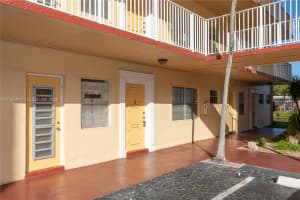 3990 Nw 42nd Ave 106 Lauderdale Lakes, FL 33319 - MLS#A11939964