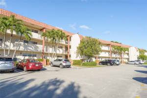 8911 S Hollybrook Boulevard 309, Pembroke Pines, Fl 33025, Pembroke Pines