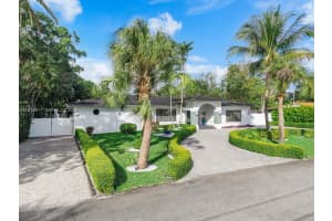 8363 Sw 98th St, Miami