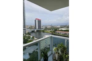 MLS# A11939979, Hollywood, Florida 33019