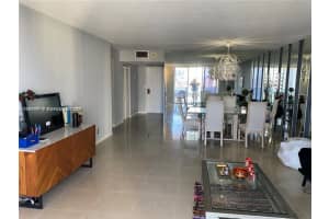 MLS# A11939979, Hollywood, Florida 33019