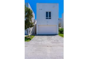 6410 Nw 105th Pl Doral, FL 33178 - MLS#A11939997