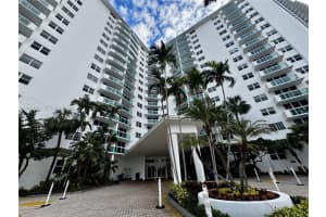 3001 S Ocean Dr 827 Hollywood, FL 33019 - MLS#A11940004