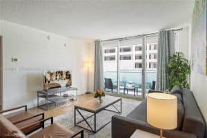 4001 S Ocean Dr APT 3B, Hollywood, FL 33019, - MLS#A11940056