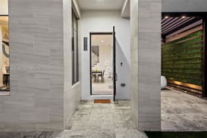 8272 Central Park Blvd Doral, FL 33166 - MLS#A11940085