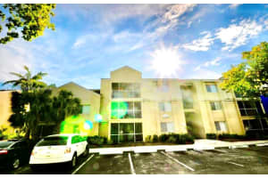 Building 1, 5654 Rock Island Rd APT 214, Tamarac, FL 33319, - MLS#A11940117