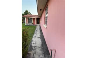 3000 Nw 13th St Miami, FL 33125 - MLS#A11940125