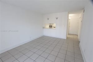 4550 NW 9th St #611e, Miami, FL 33126, - MLS#A11940156