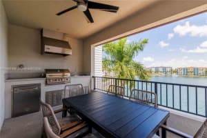 4714 Nw 84th Ct 4714 Doral, FL 33166 - MLS#A11940169