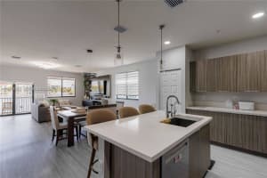 4714 Nw 84th Ct 4714 Doral, FL 33166 - MLS#A11940169