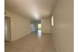 935 Ne 33rd Terr 104 Homestead, FL 33033 - MLS#A11940185