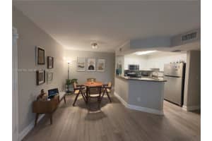 4810 Nw 79th Ave 206 Doral, FL 33166 - MLS#A11940186