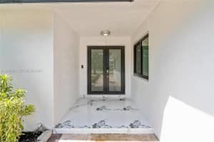 730 Sw 95th Ter Pembroke Pines, FL 33025 - MLS#A11940260