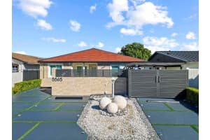 5565 Nw 193rd Ln Miami Gardens, FL 33055 - MLS#A11940274