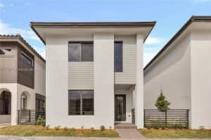 8037 Nw 42nd St Doral, FL 33166 - MLS#A11940288