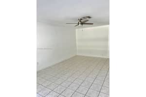 5650 Ne 17th Ter 5650 Fort Lauderdale, FL 33334 - MLS#A11940299