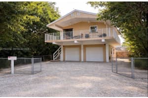 335 Bayview Ave Key Largo, FL 33037 - MLS#A11940314