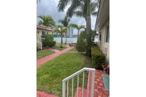 2160 Baydr 2-11 Miami Beach, FL 33141 - MLS#A11940317