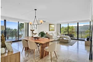 801 N Venetian Dr 201 Miami, FL 33139 - MLS#A11940335