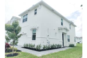 400 Se Crossoak Ln Port Saint Lucie, FL 34984 - MLS#A11940340