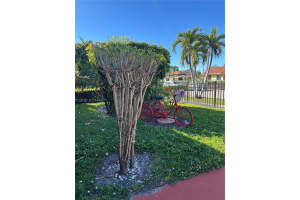 431 Nw 32nd Ct Miami, FL 33125 - MLS#A11940365