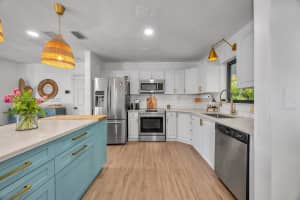 9131 Sw 180th St Palmetto Bay, FL 33157 - MLS#A11940465