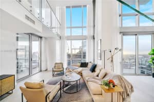 851 Ne 1st Avenue Penthouse 4612 Miami, FL 33132 - MLS#A11940486