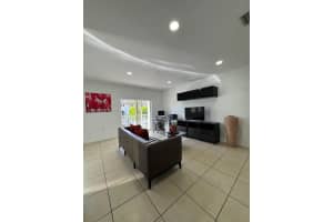 8800 Nw 97th Ave 211 Doral, FL 33178 - MLS#A11940514