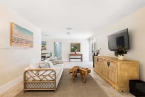 2201 Sw 22nd Ter Miami, FL 33145 - MLS#A11940539