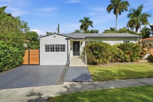 3681 Sw 21st St, Miami