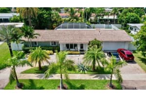 428 N Crescent Dr, Hollywood