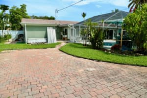428 N Crescent Dr Hollywood, FL 33021 - MLS#A11940548