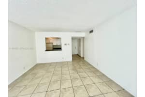 17911 Nw 68th Ave M103 Hialeah, FL 33015 - MLS#A11940551