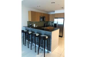 1060 Brickell Ave 1915 Miami, FL 33131 - MLS#A11940650