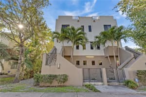 1405 Galiano St 4 Coral Gables, FL 33134 - MLS#A11940655