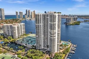 3530 Mystic Pointe Dr 411, Aventura