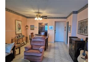 4001 Hillcrest Dr 509 Hollywood, FL 33021 - MLS#A11940705