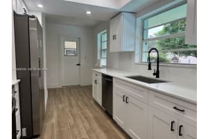 370 Nw 43rd Ave 0 Plantation, FL 33317 - MLS#A11940739