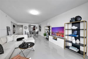 3330 Ne 190th St 1217 Aventura, FL 33180 - MLS#A11940742