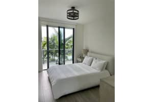 2960 Ne 207th St 714, Aventura