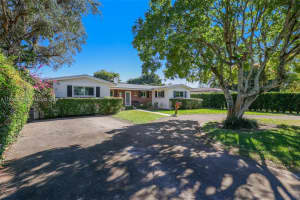 11339 Ne 8th Ct, Biscayne Park