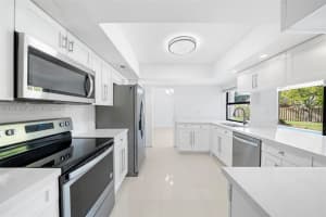 10424 Sw 114th Ct Miami, FL 33176 - MLS#A11940824