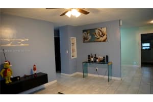 1021 Nw 23rd Rd Fort Lauderdale, FL 33311 - MLS#A11940834