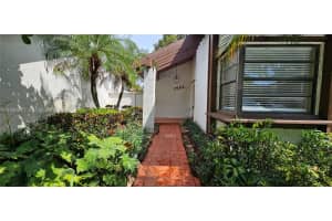 1451 W Sandpiper Cir 1451 Pembroke Pines, FL 33026 - MLS#A11940841