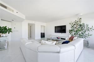 1000 W Island Blvd #2806, Aventura, FL 33160, - MLS#A11940847