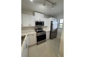 10317 NW 9th St Cir 501 9, Miami, FL 33172, - MLS#A11940861